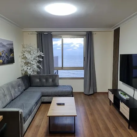 בניין אלמוג - מגדל הים Apartment Haifa Exterior photo