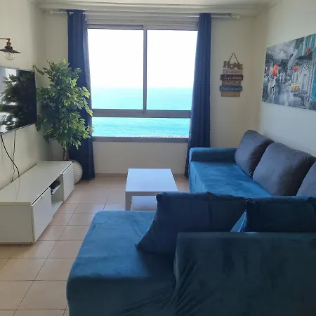 בניין אלמוג - מגדל הים Apartment Haifa Exterior photo