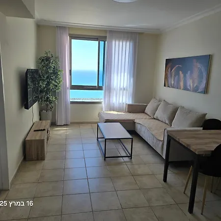 בניין אלמוג - מגדל הים Apartment Haifa Exterior photo