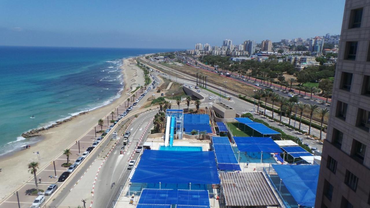 בניין אלמוג - מגדל הים *